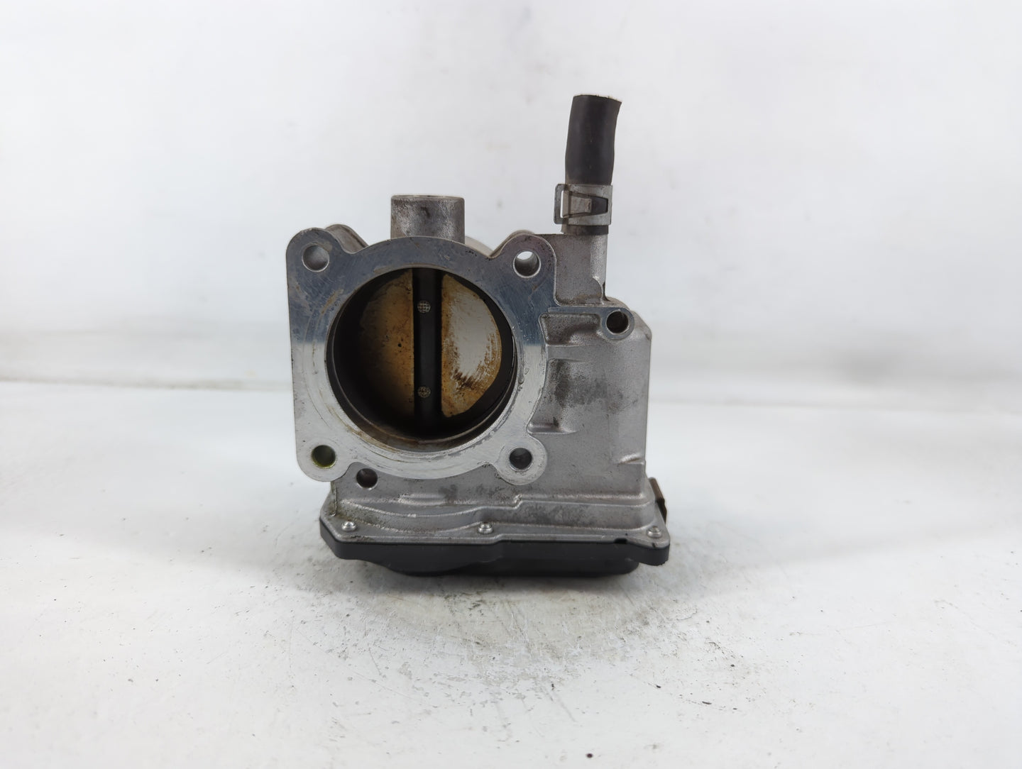 2013-2019 Nissan Sentra Throttle Body P/N:3RA60-01 D Fits Fits 2013 2014 2015 2016 2017 2018 2019 OEM Used Auto Parts - Oemu