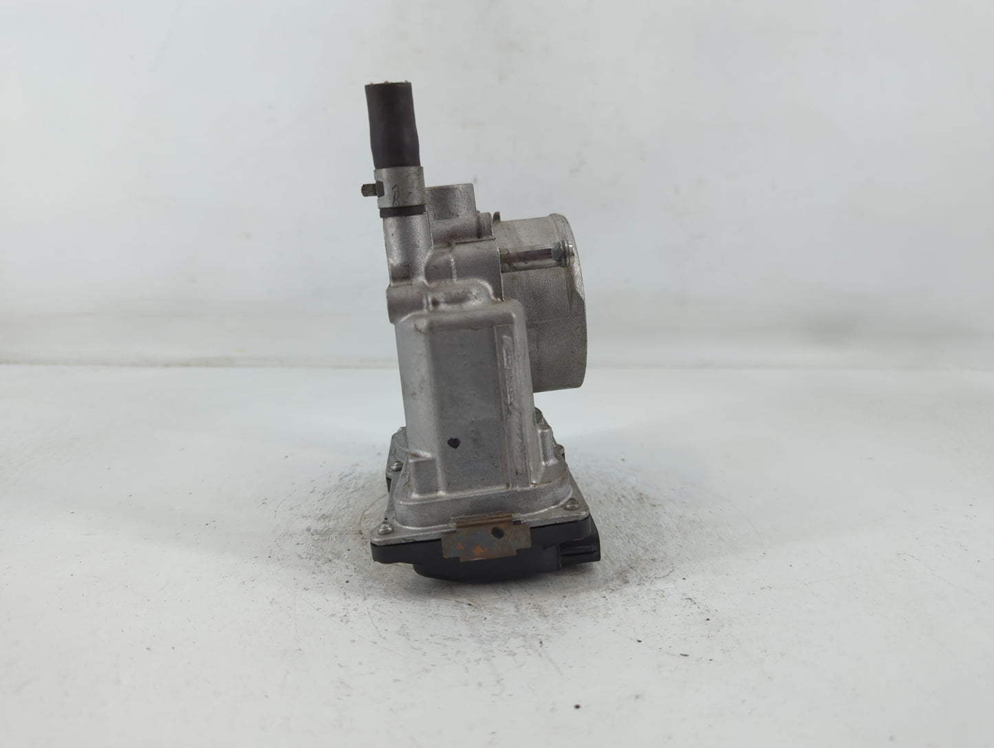 2013-2019 Nissan Sentra Throttle Body P/N:3RA60-01 D Fits Fits 2013 2014 2015 2016 2017 2018 2019 OEM Used Auto Parts - Oemu