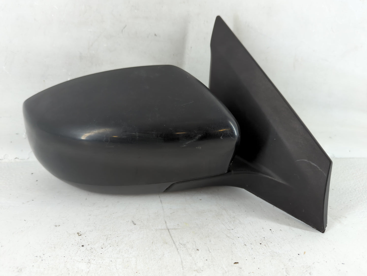 2013-2015 Nissan Sentra Passenger Side View Mirror - Right Door Mirror OEM Used - Oemusedautoparts1.com