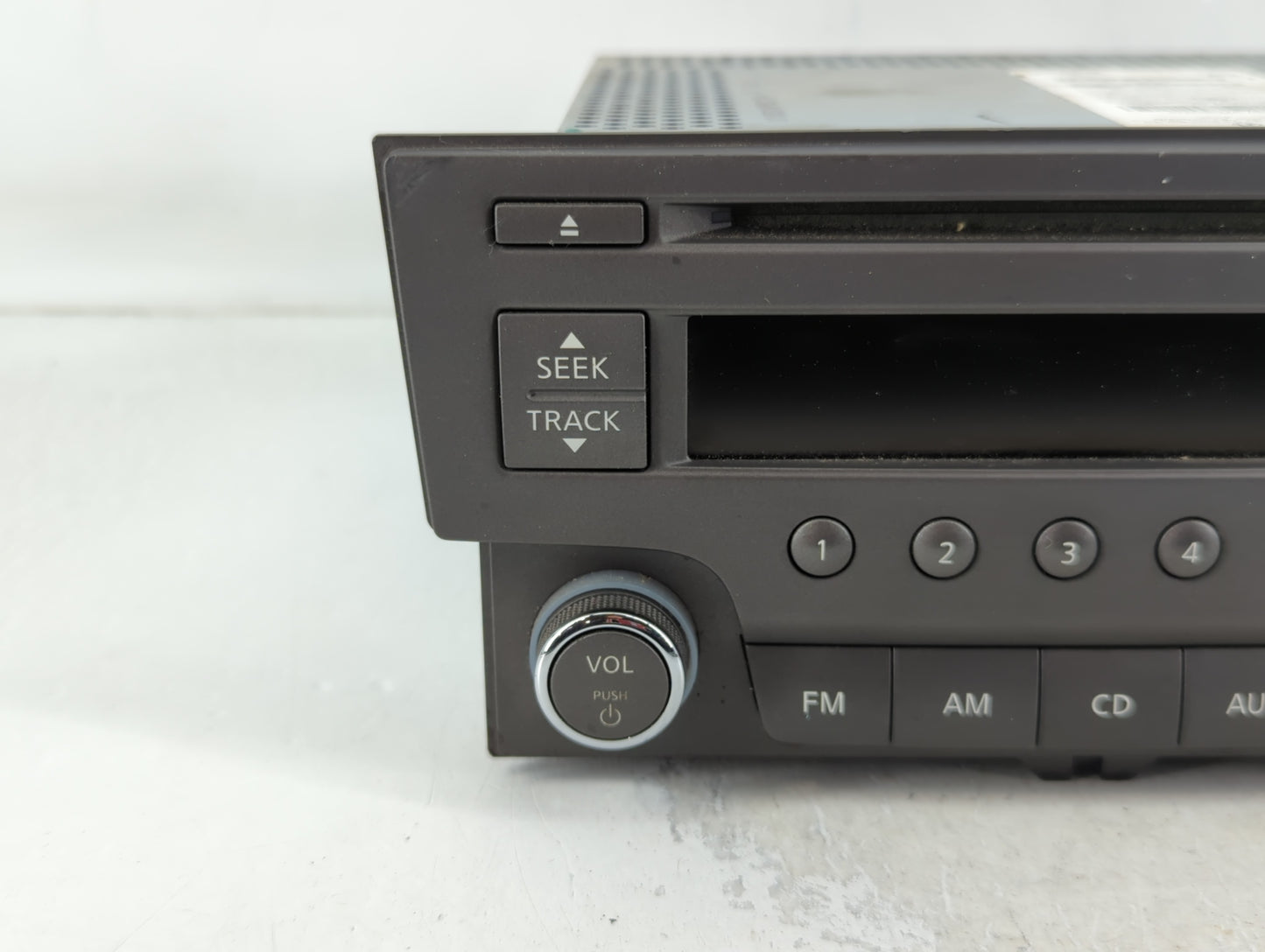 2013-2014 Nissan Sentra Radio AM FM Cd Player Receiver Replacement P/N:28185 3RA2A Fits Fits 2013 2014 OEM Used Auto Parts -