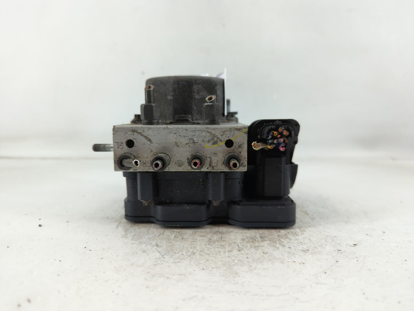2013-2014 Nissan Sentra ABS Pump Control Module Replacement P/N:47660 3SG0A Fits Fits 2013 2014 OEM Used Auto Parts - Oemuse