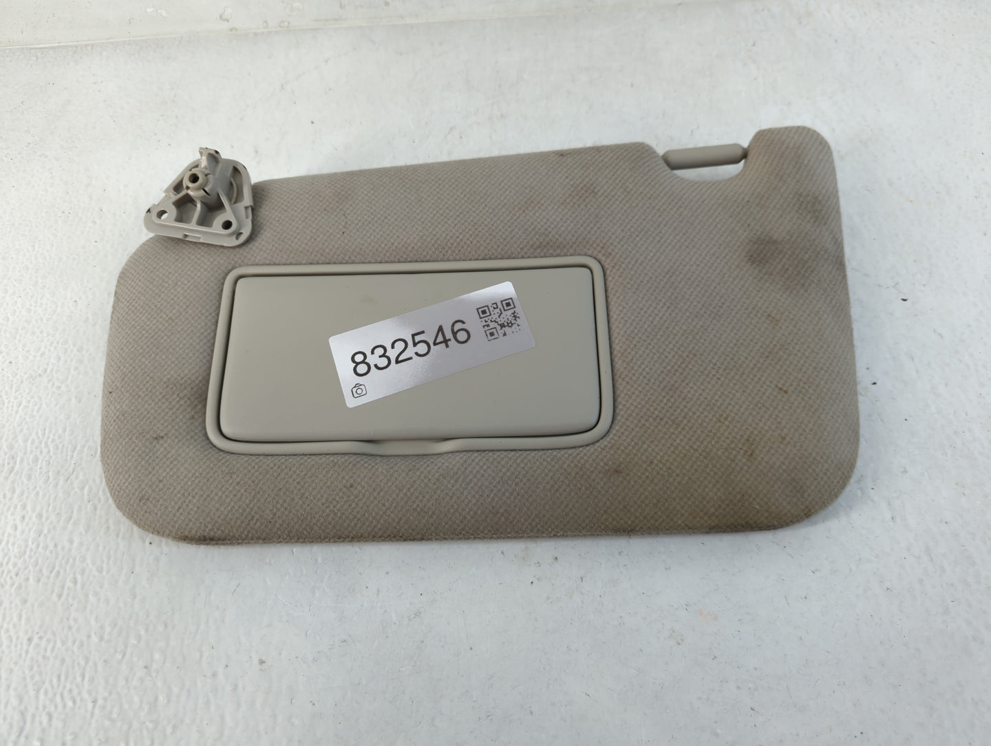 2013-2019 Nissan Sentra Sun Visor Shade Replacement Driver Left Mirror Fits Fits 2012 2013 2014 2015 2016 2017 2018 2019 OEM