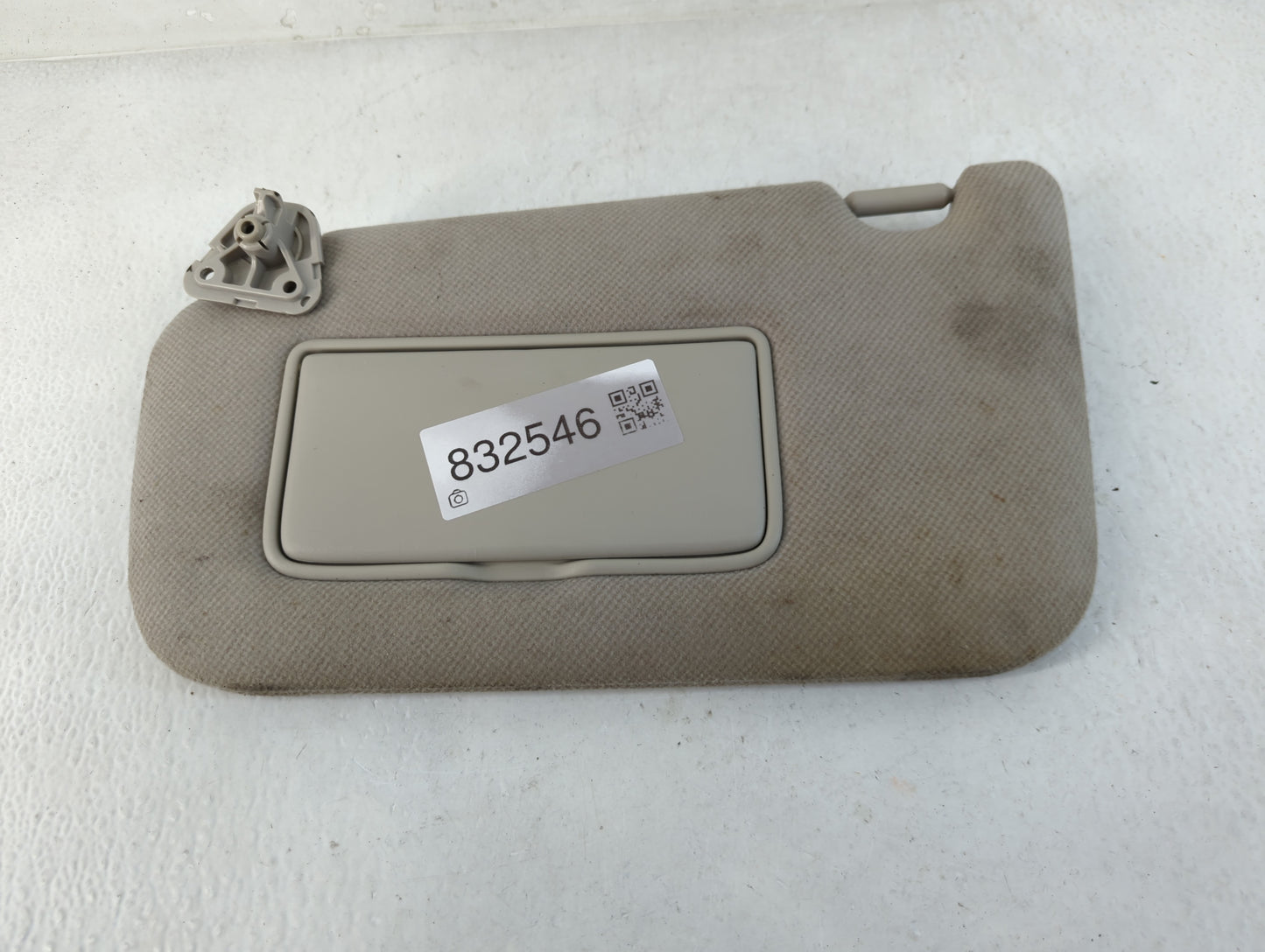 2013-2019 Nissan Sentra Sun Visor Shade Replacement Driver Left Mirror Fits Fits 2012 2013 2014 2015 2016 2017 2018 2019 OEM
