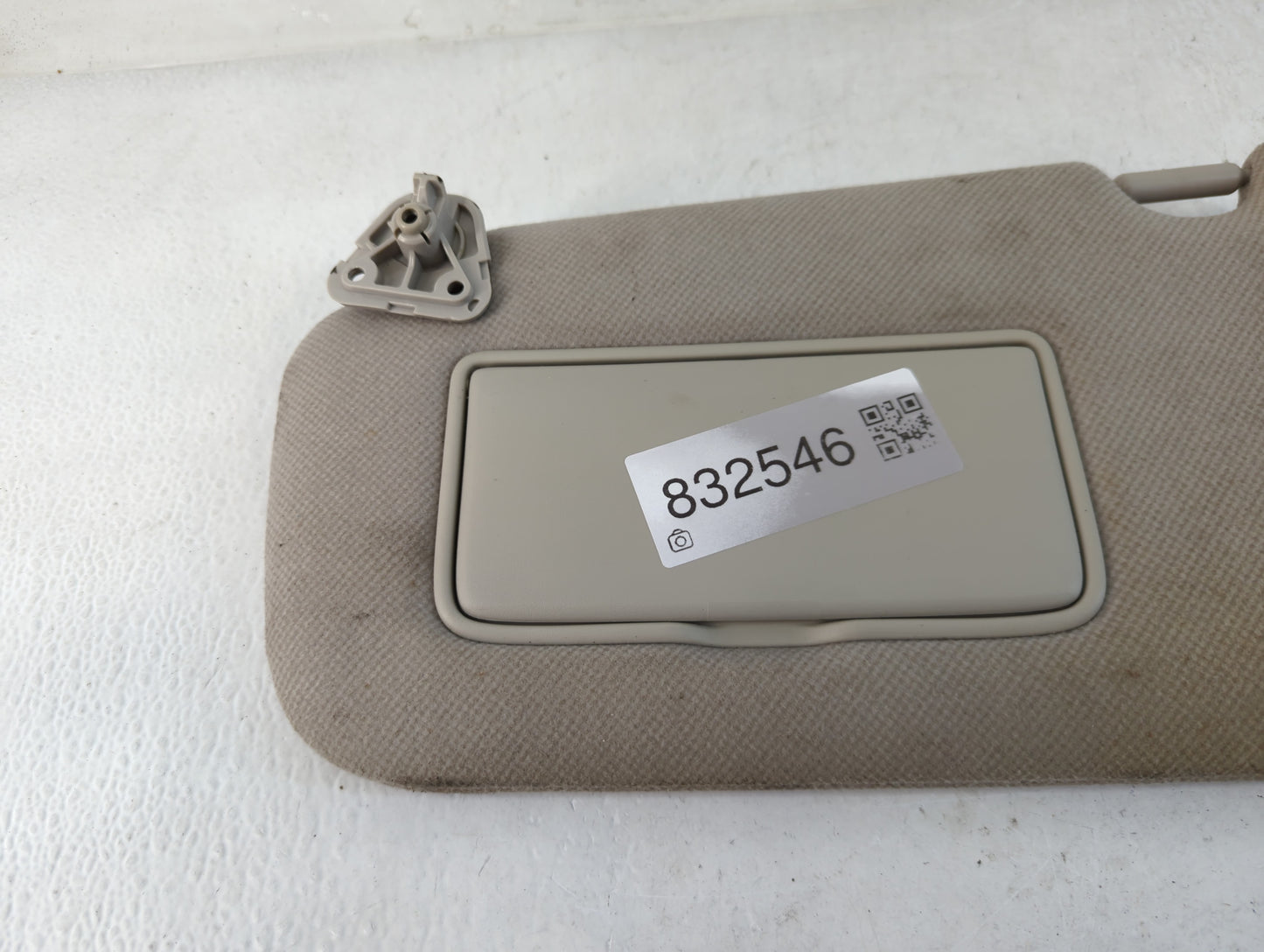 2013-2019 Nissan Sentra Sun Visor Shade Replacement Driver Left Mirror Fits Fits 2012 2013 2014 2015 2016 2017 2018 2019 OEM