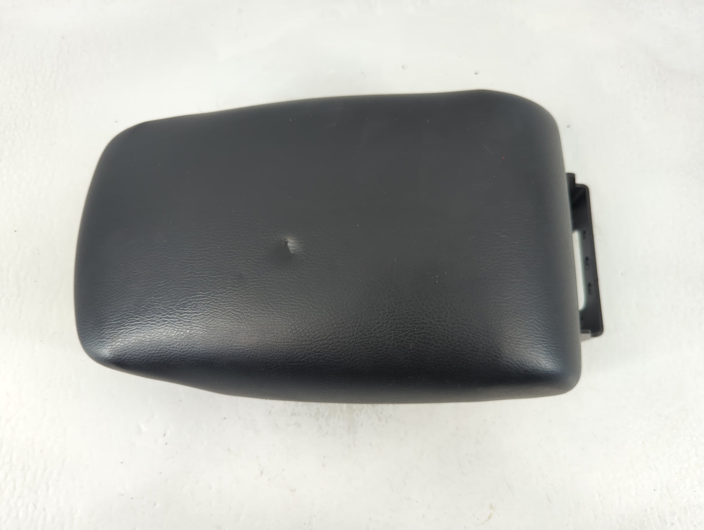 2013 Nissan Sentra Center Console Armrest Cover Lid P/N:M10 Fits OEM Used Auto Parts - Oemusedautoparts1.com