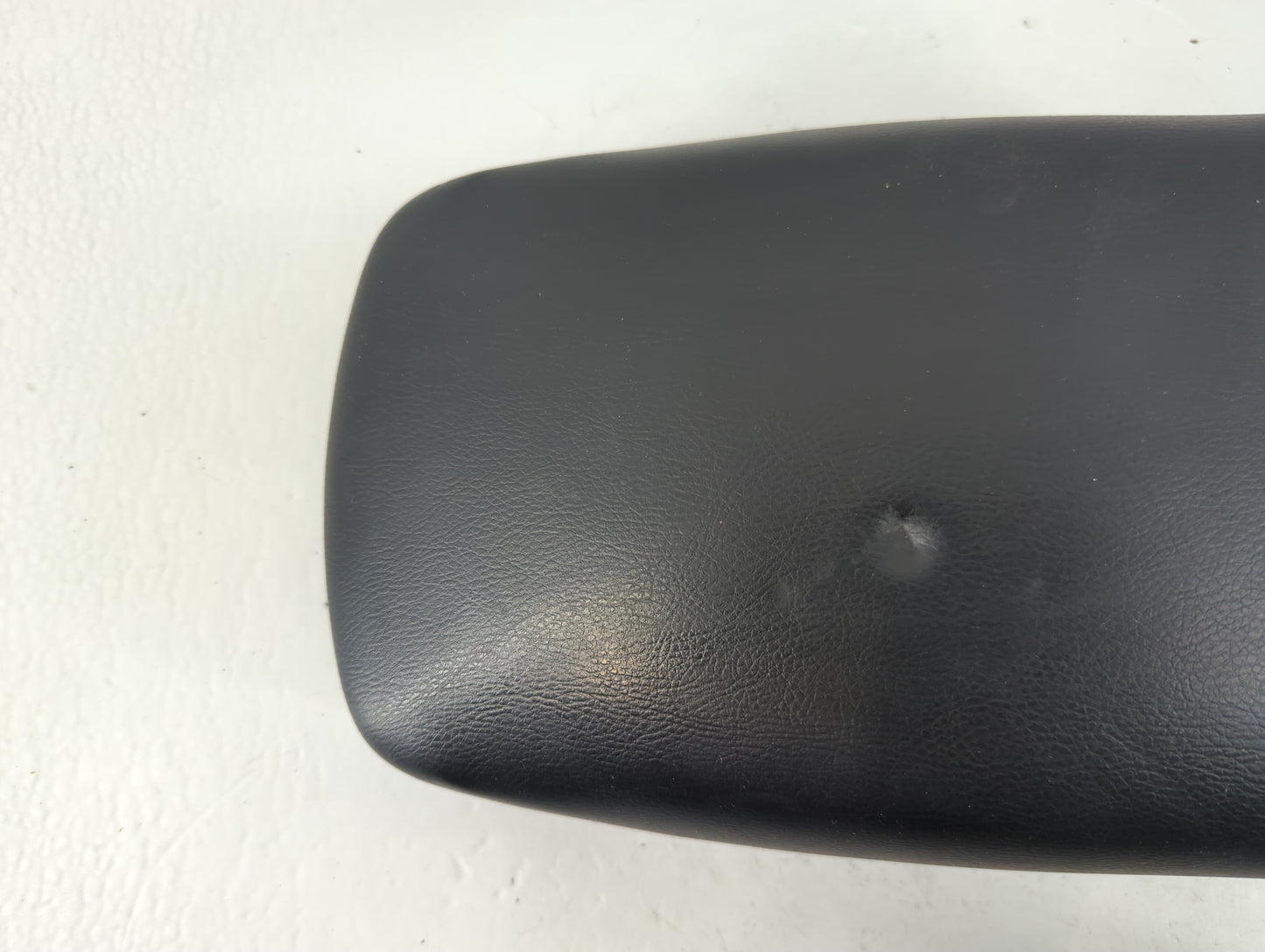 2013 Nissan Sentra Center Console Armrest Cover Lid P/N:M10 Fits OEM Used Auto Parts - Oemusedautoparts1.com