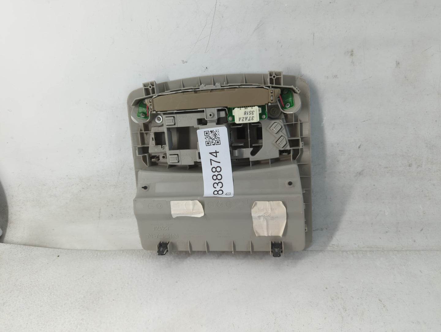 2013 Nissan Sentra Overhead Roof Console - Oemusedautoparts1.com