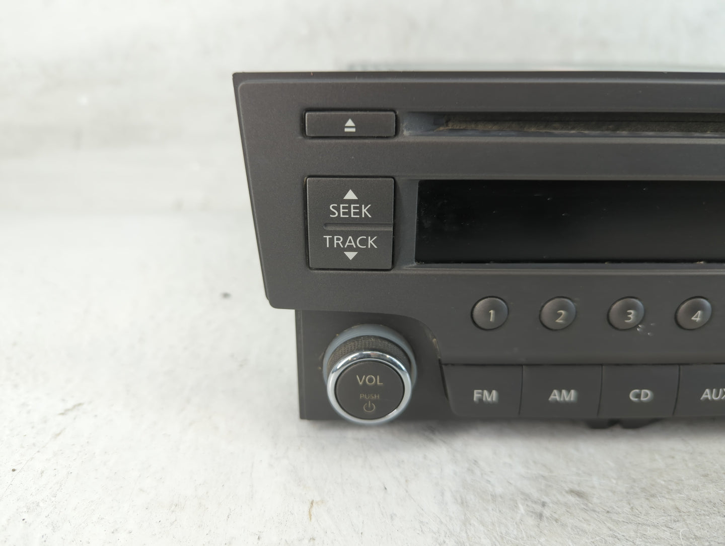 2013 Nissan Sentra Radio AM FM Cd Player Receiver Replacement P/N:259153SG0D 7 612 051 043 Fits Fits 2014 OEM Used Auto Part