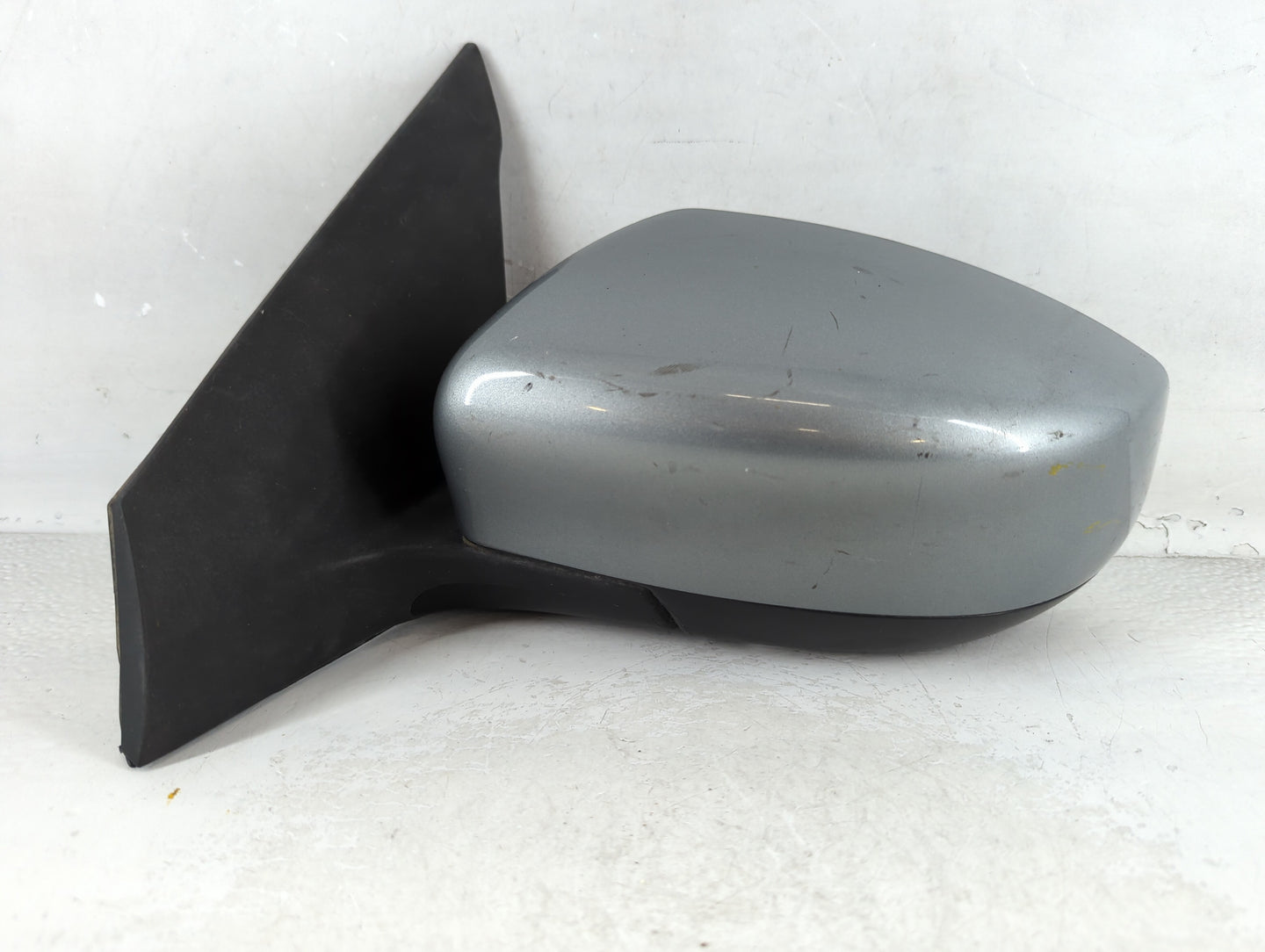2013-2015 Nissan Sentra Driver Side View Mirror - Left Door Mirror OEM Used - Oemusedautoparts1.com