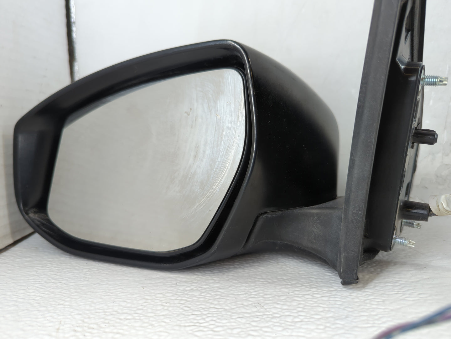 2013-2015 Nissan Sentra Driver Side View Mirror - Left Door Mirror OEM Used - Oemusedautoparts1.com