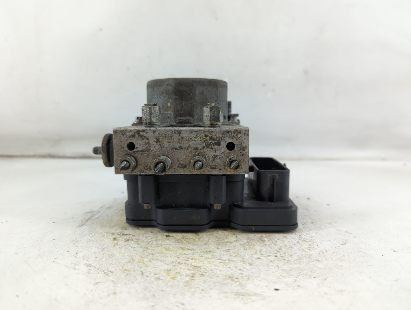 2013-2014 Nissan Sentra ABS Pump Control Module Replacement P/N:47660 3SG0A Fits Fits 2013 2014 OEM Used Auto Parts - Oemuse
