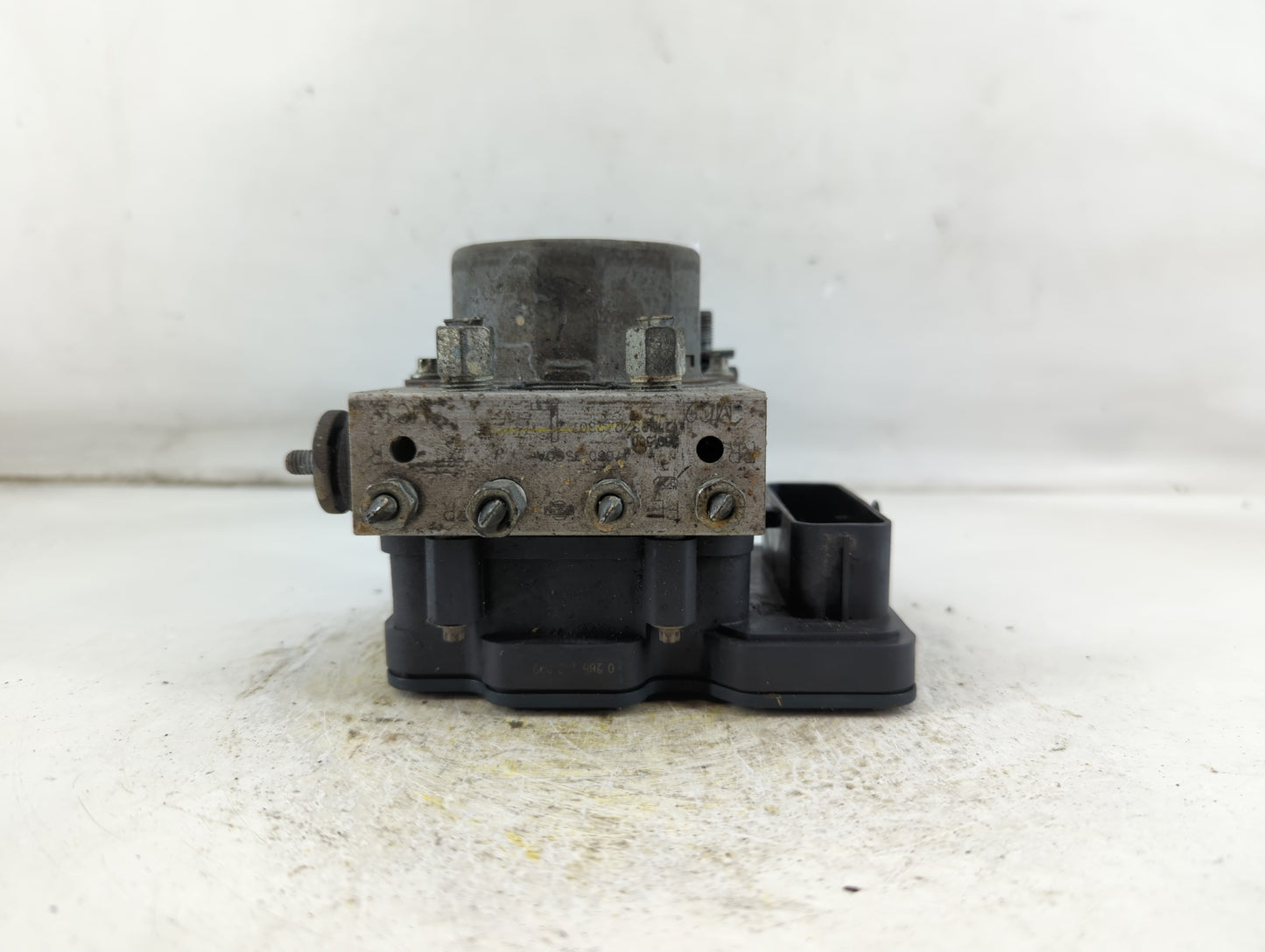 2013-2014 Nissan Sentra ABS Pump Control Module Replacement P/N:47660 3SG0A Fits Fits 2013 2014 OEM Used Auto Parts - Oemuse