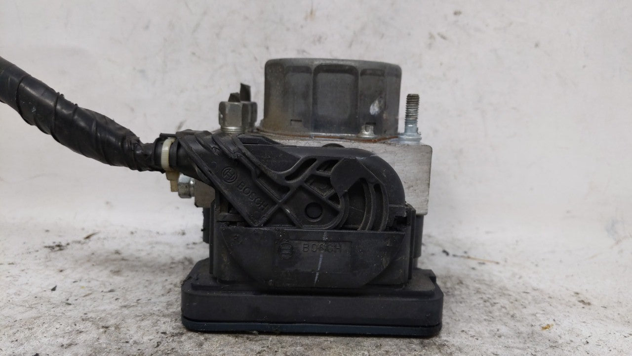 2013-2014 Nissan Sentra ABS Pump Control Module Replacement Fits Fits 2013 2014 OEM Used Auto Parts - Oemusedautoparts1.com