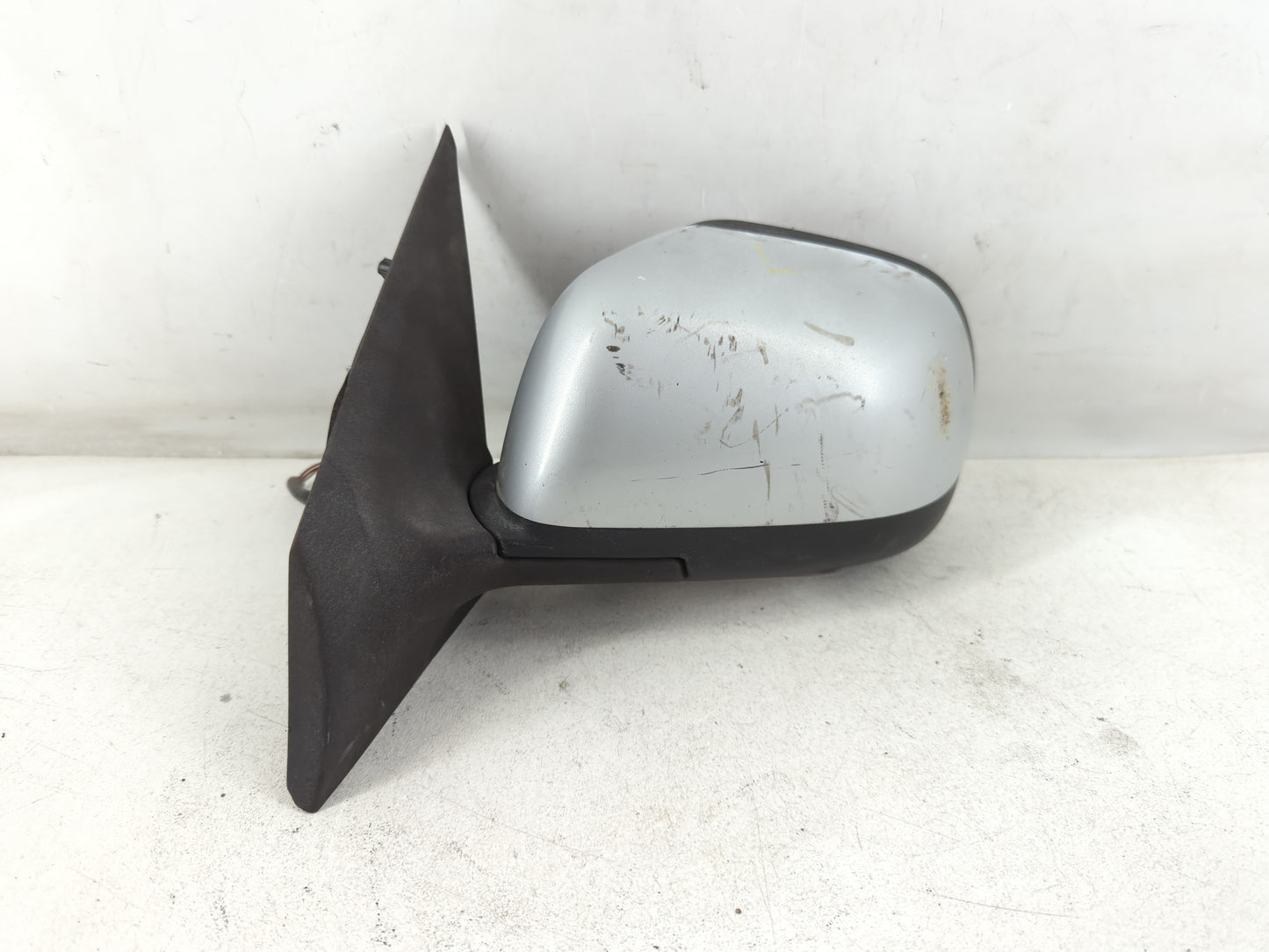 2012-2014 Nissan Versa Driver Side View Mirror - Left Door Mirror OEM Used - Oemusedautoparts1.com