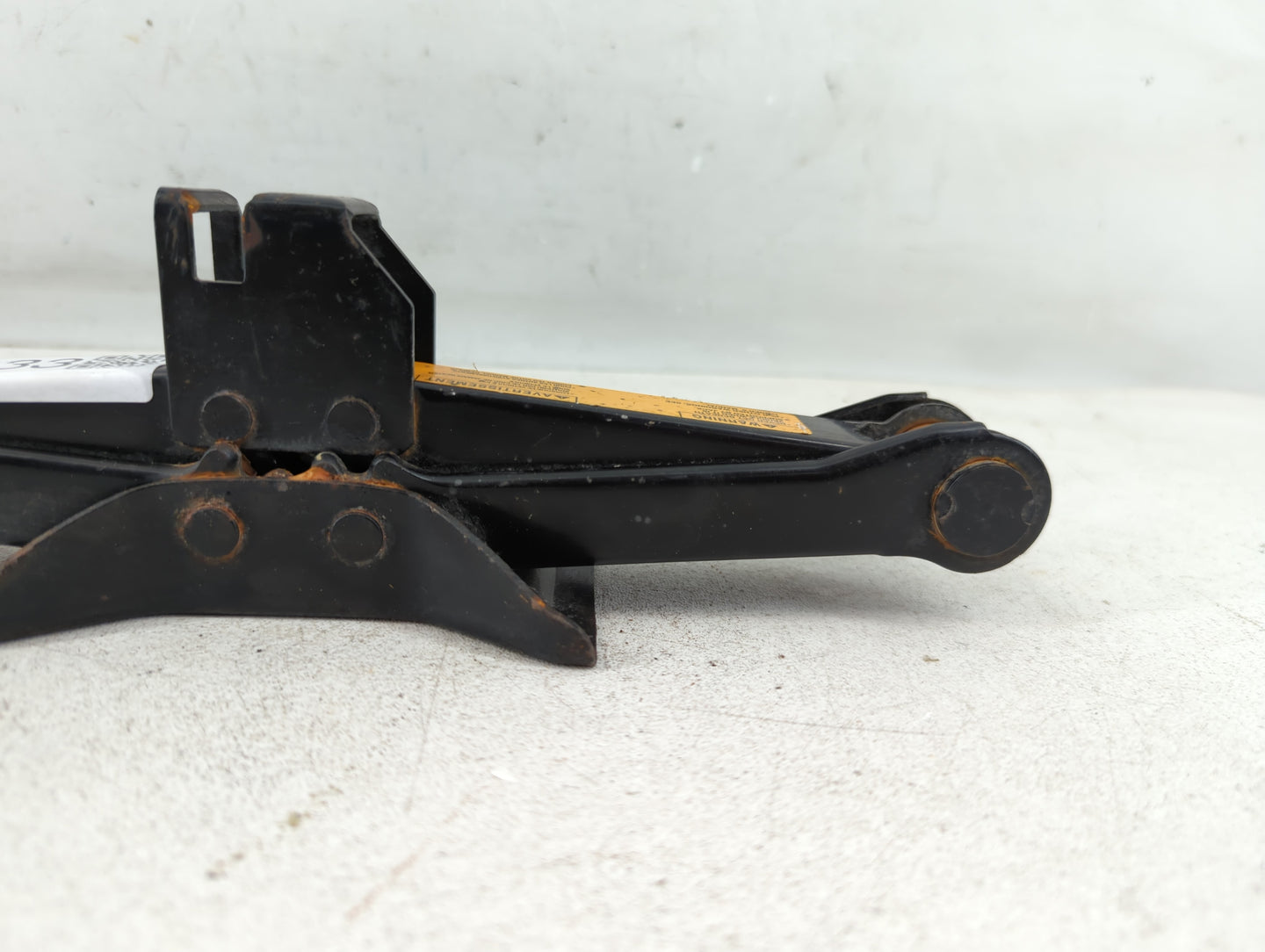 2013 Nissan Versa Spare Scissor Car Jack 1069033 - Oemusedautoparts1.com