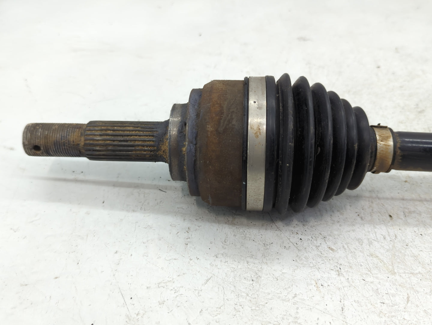 2012-2019 Nissan Versa Axle Shaft Front Passenger Cv C/v - Oemusedautoparts1.com