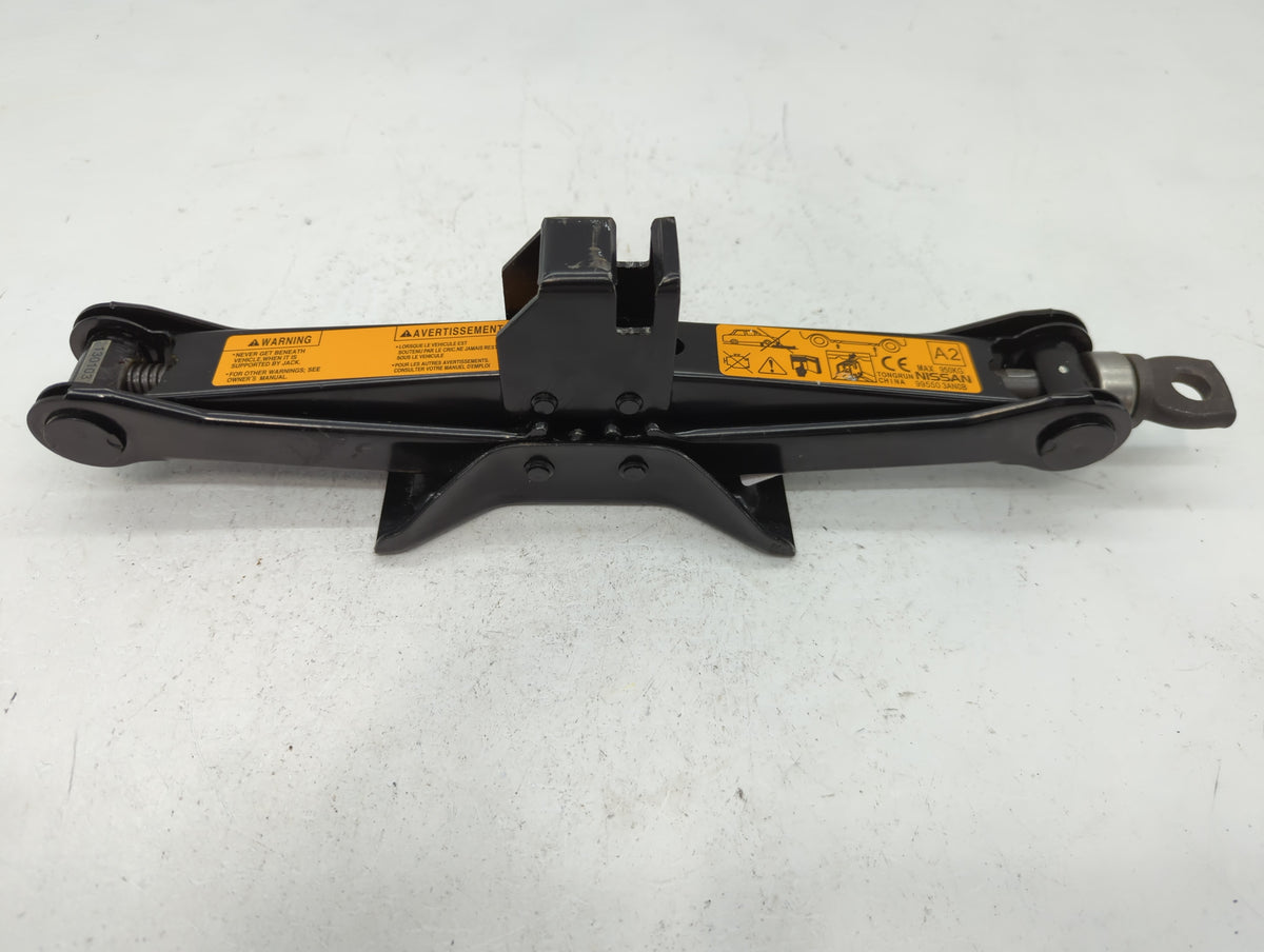 2013 Nissan Versa Spare Scissor Car Jack 1112479 - Oemusedautoparts1.com