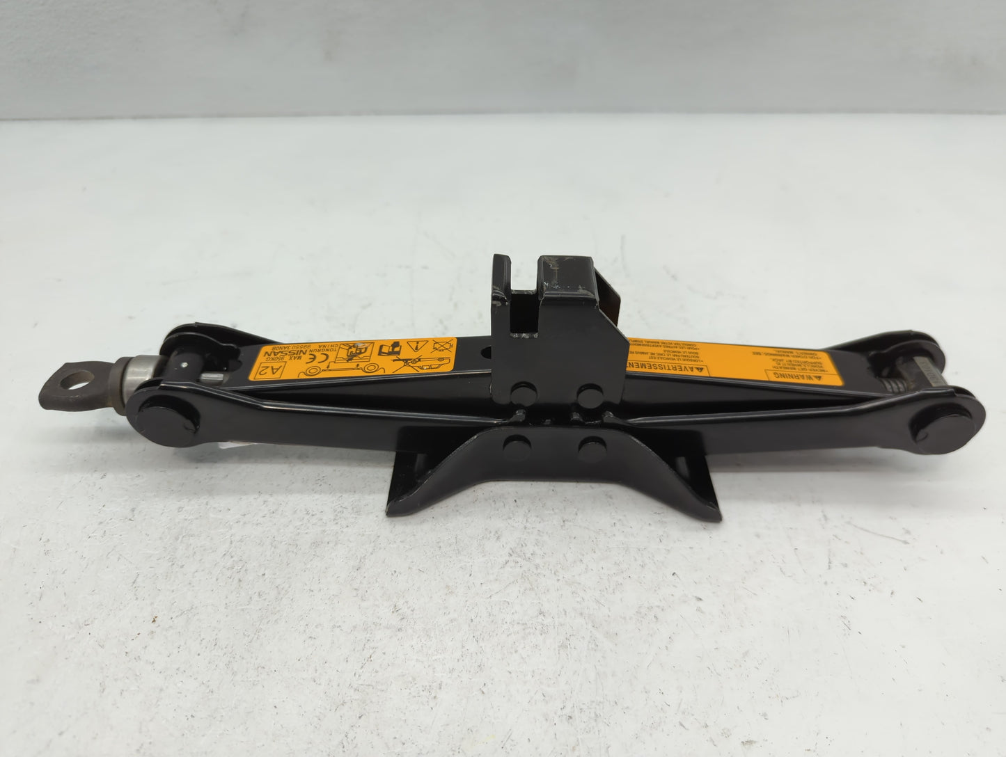 2013 Nissan Versa Spare Scissor Car Jack 1112479 - Oemusedautoparts1.com