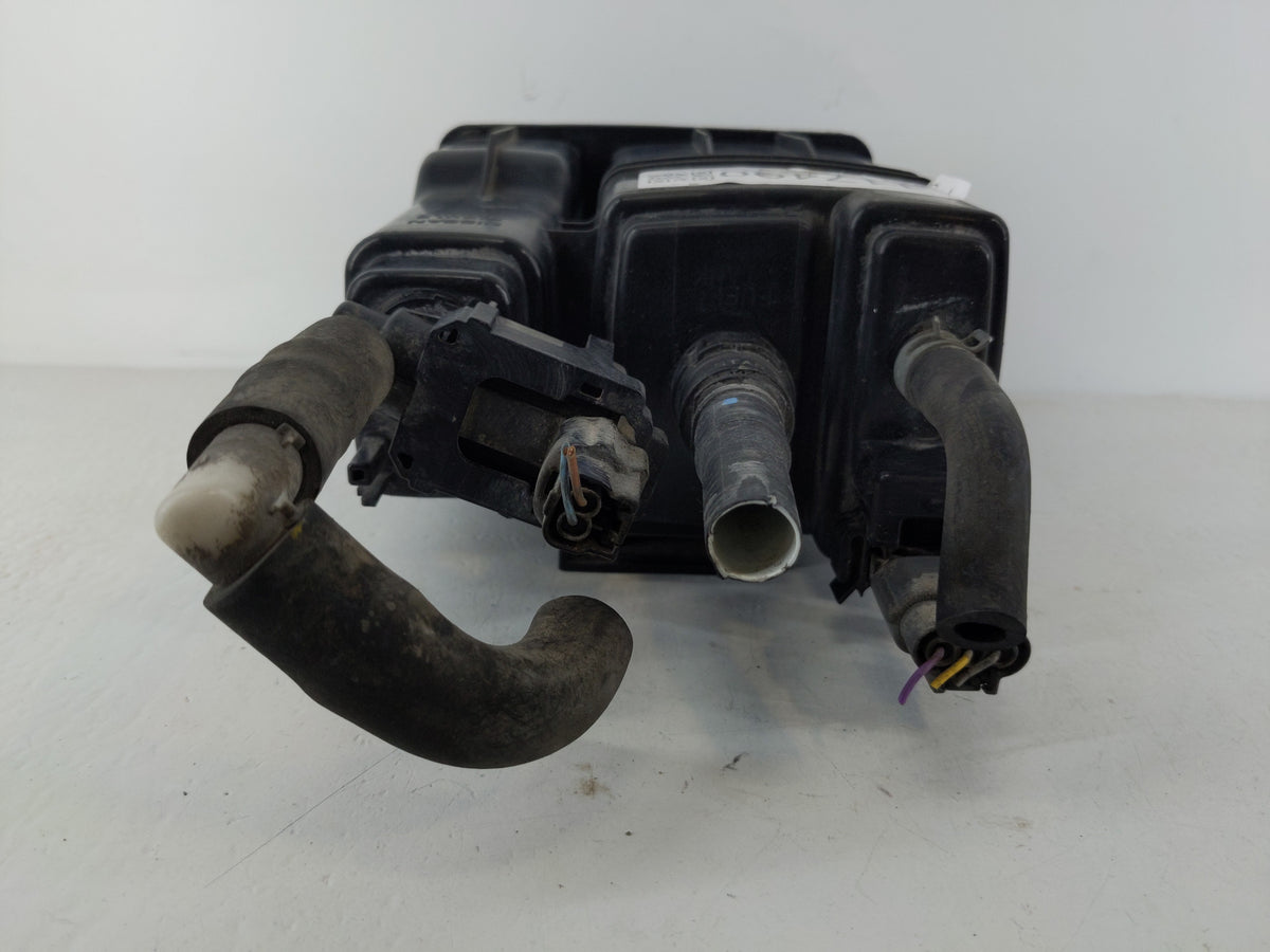 2013 Nissan Versa Fuel Vapor Charcoal Canister 1117490 - Oemusedautoparts1.com