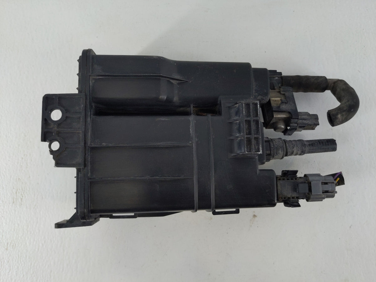 2013 Nissan Versa Fuel Vapor Charcoal Canister 1117490 - Oemusedautoparts1.com
