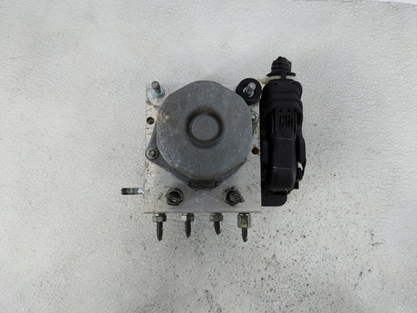 2013 Nissan Versa ABS Pump Control Module Replacement P/N:47660 9KA0A Fits OEM Used Auto Parts - Oemusedautoparts1.com