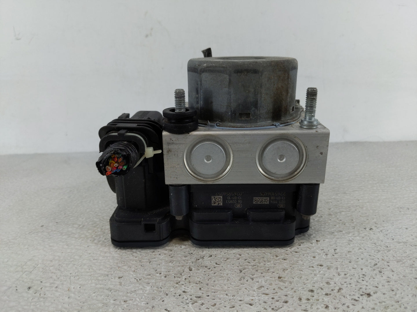 2013 Nissan Versa ABS Pump Control Module Replacement P/N:47660 9KA0A Fits OEM Used Auto Parts - Oemusedautoparts1.com
