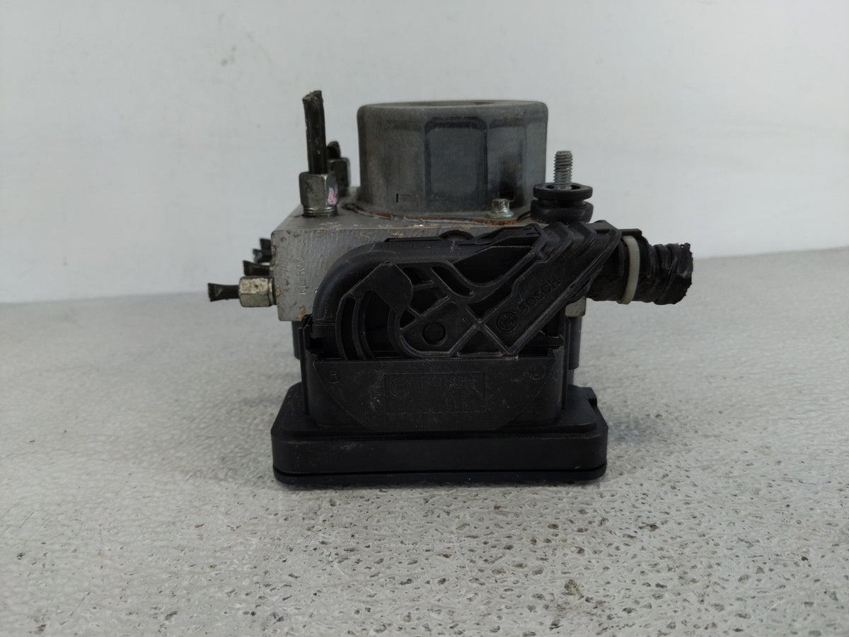 2013 Nissan Versa Anti-Lock Brake ABS Pump Module Actuator OEM P/N:47660 9KA0A Fits OEM Used Auto Parts - Oemusedautoparts1.