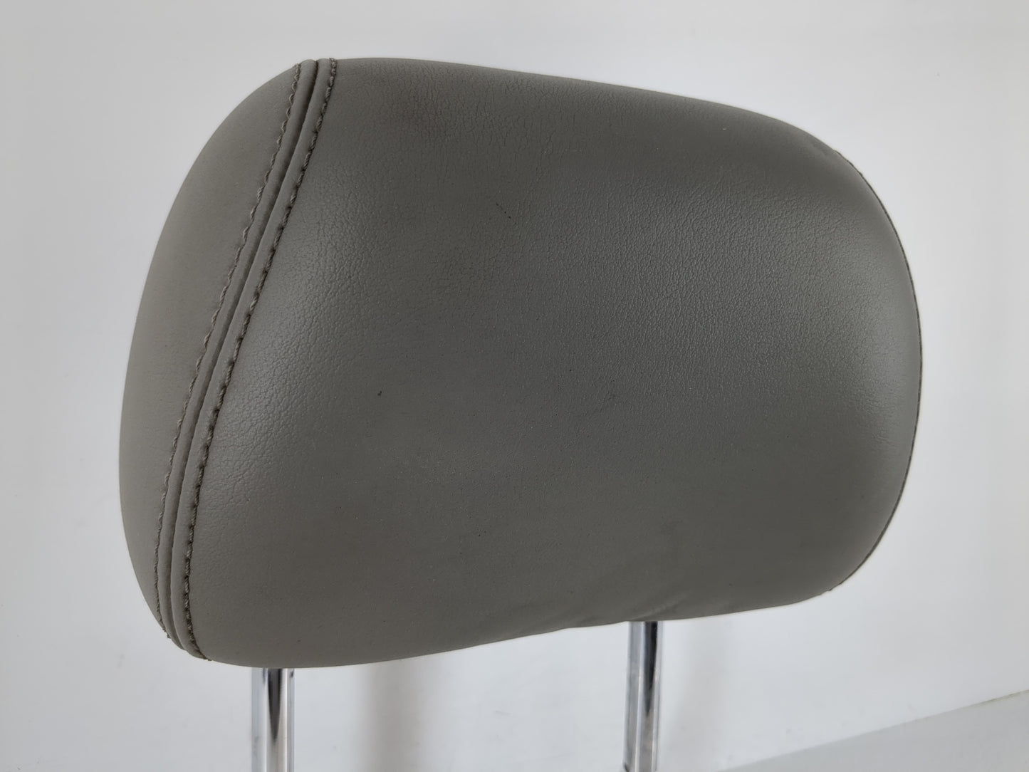 2013-2015 Nissan Versa Headrest Head Rest Front Driver Passenger Seat - Oemusedautoparts1.com