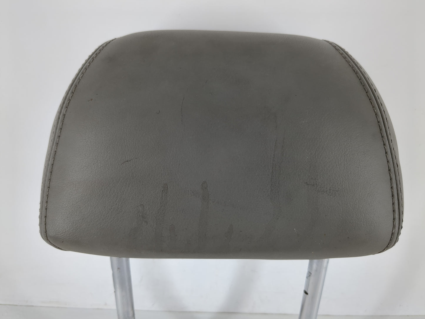 2013-2015 Nissan Versa Headrest Head Rest Front Driver Passenger Seat - Oemusedautoparts1.com