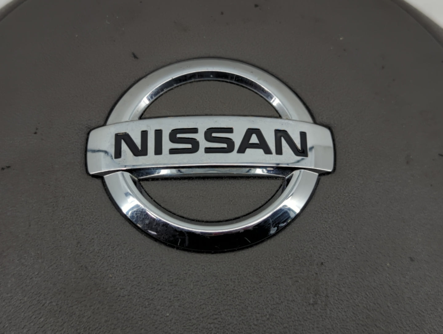 2013-2014 Nissan Versa Air Bag Driver Left Steering Wheel Mounted Fits Fits 2013 2014 OEM Used Auto Parts - Oemusedautoparts