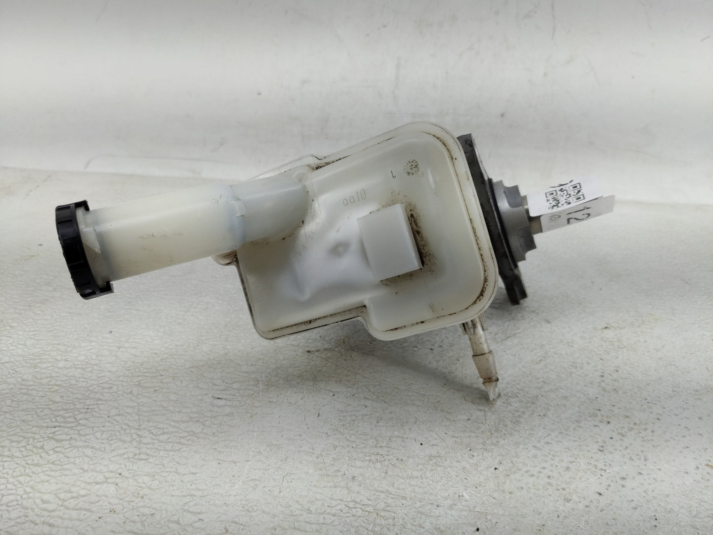 2013 Nissan Versa Power Brake Booster Oem - Oemusedautoparts1.com