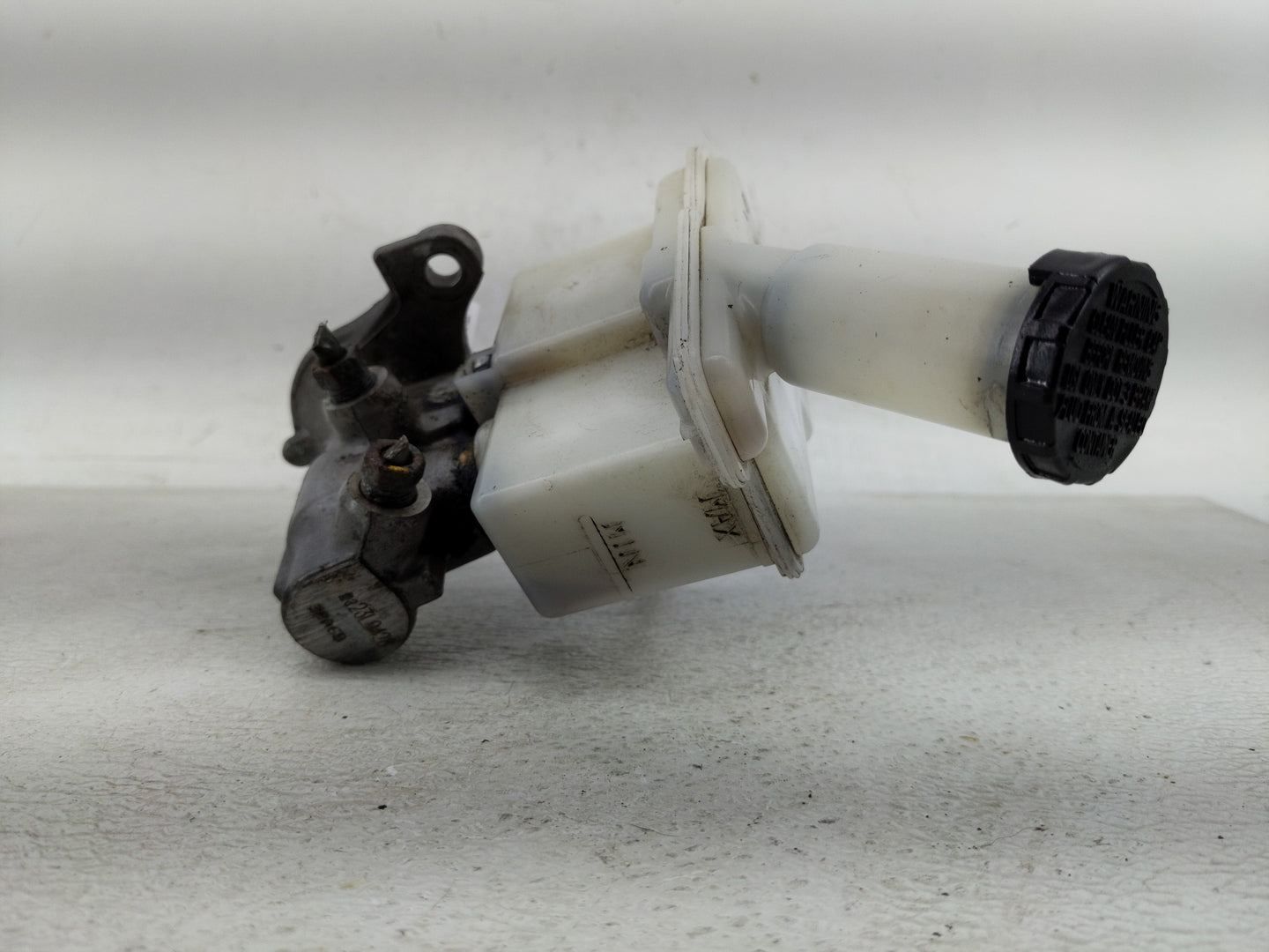 2013 Nissan Versa Power Brake Booster Oem 1290379 - Oemusedautoparts1.com