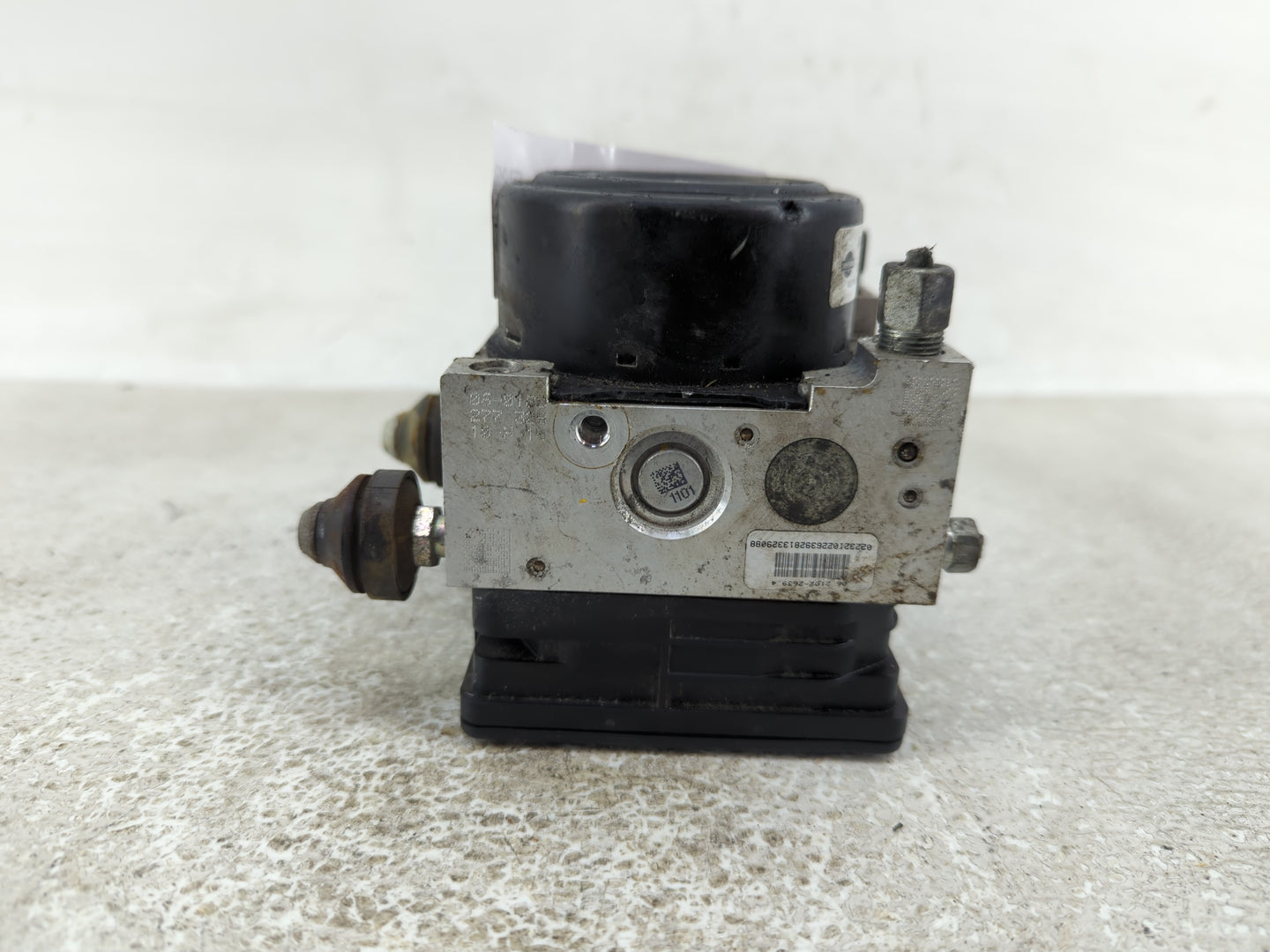 2013 Nissan Versa ABS Pump Control Module Replacement P/N:47660 3WC0B Fits OEM Used Auto Parts - Oemusedautoparts1.com