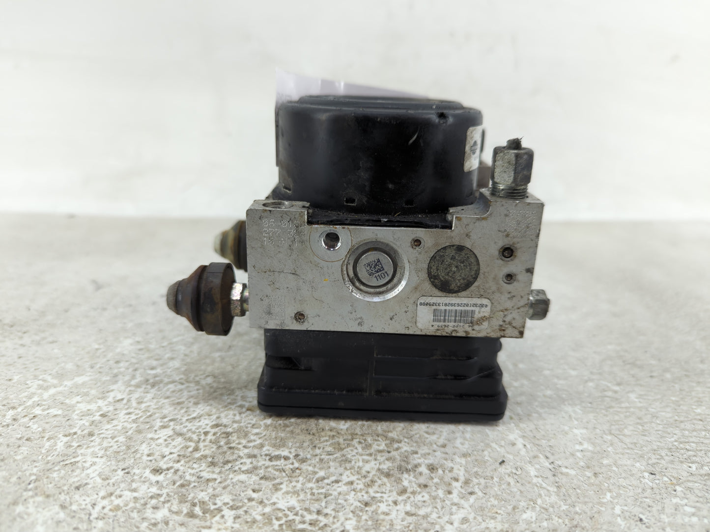 2013 Nissan Versa ABS Pump Control Module Replacement P/N:47660 3WC0B Fits OEM Used Auto Parts - Oemusedautoparts1.com