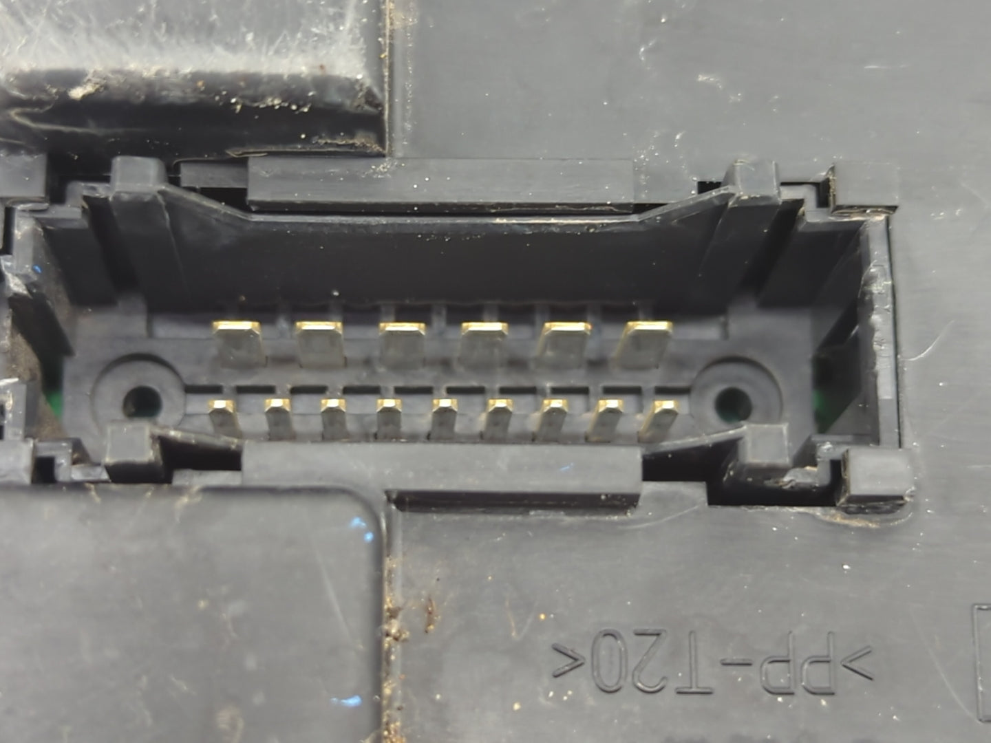 2013-2015 Nissan Versa Chassis Control Module Ccm Bcm Body Control - Oemusedautoparts1.com