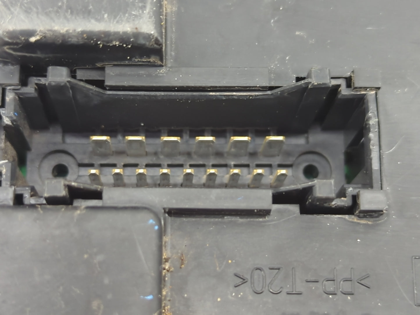2013-2015 Nissan Versa Chassis Control Module Ccm Bcm Body Control - Oemusedautoparts1.com