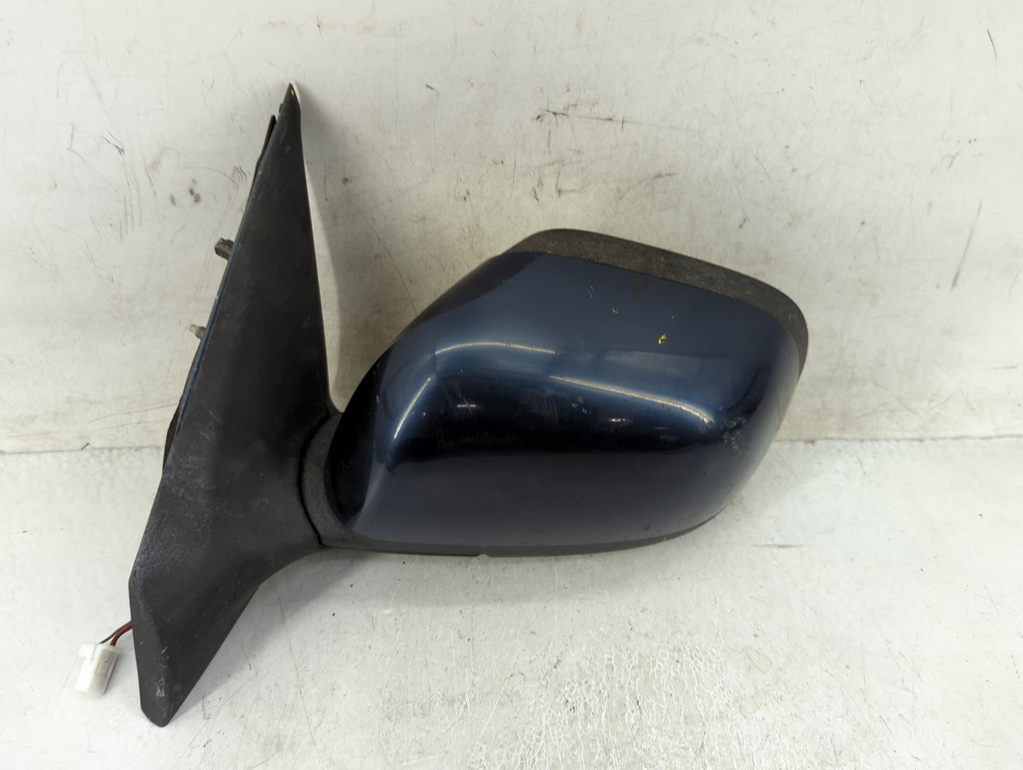 2012-2014 Nissan Versa Driver Side View Mirror - Left Door Mirror OEM Used - Oemusedautoparts1.com