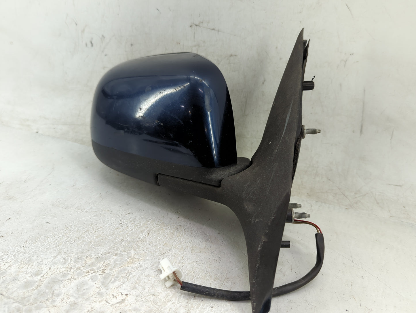 2012-2014 Nissan Versa Passenger Side View Mirror - Right Door Mirror OEM Used - Oemusedautoparts1.com