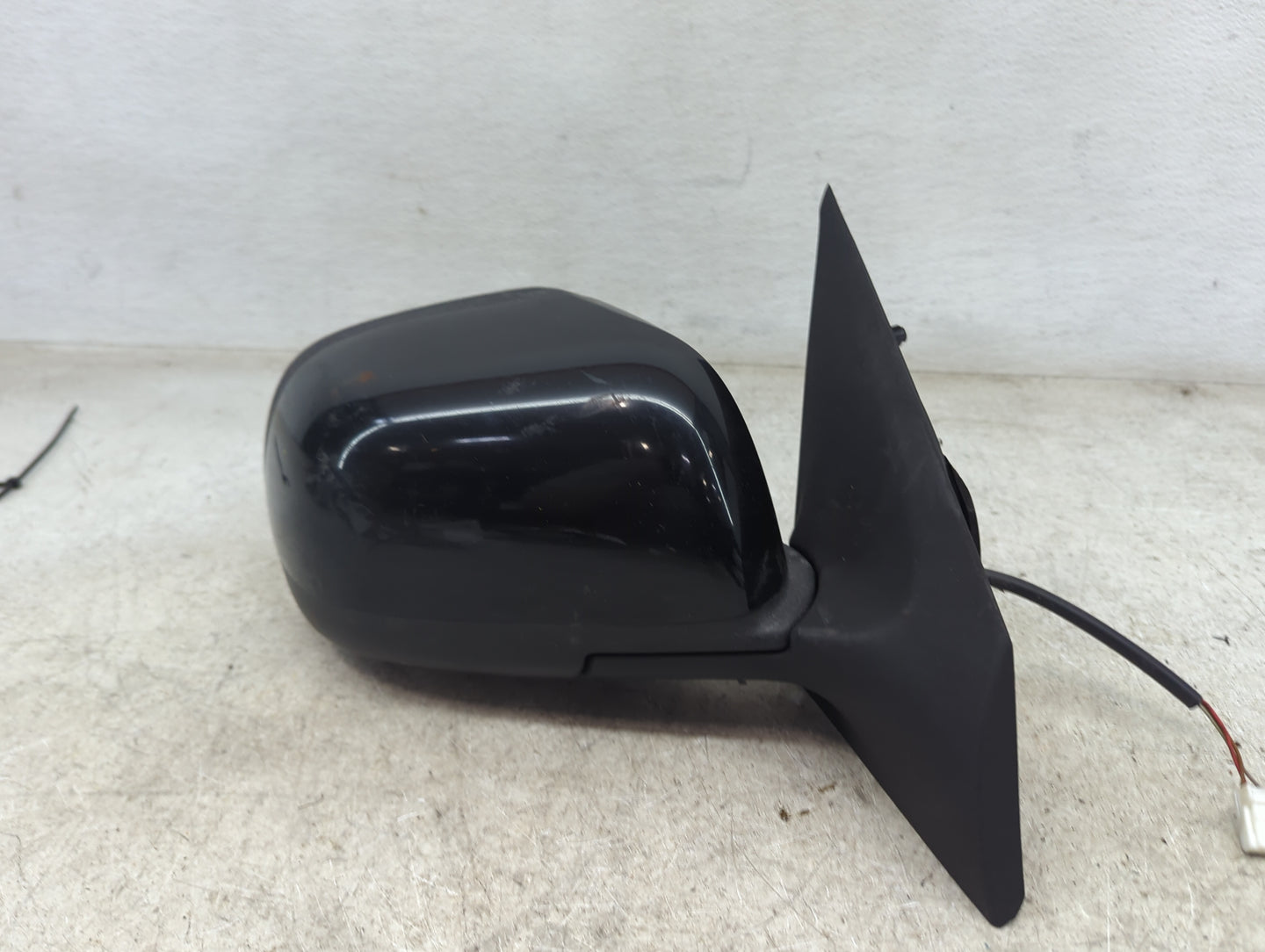 2012-2014 Nissan Versa Driver Side View Mirror - Left Door Mirror OEM Used - Oemusedautoparts1.com