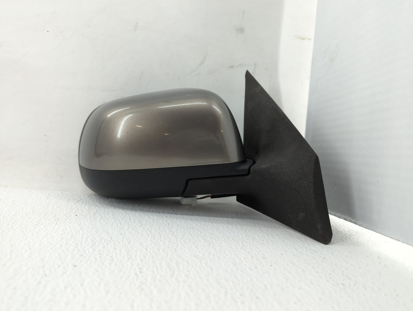 2012-2014 Nissan Versa Driver Side View Mirror - Left Door Mirror OEM Used - Oemusedautoparts1.com