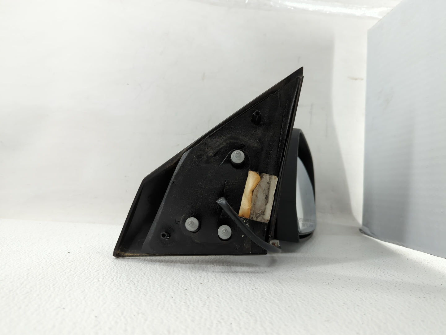 2012-2014 Nissan Versa Driver Side View Mirror - Left Door Mirror OEM Used - Oemusedautoparts1.com
