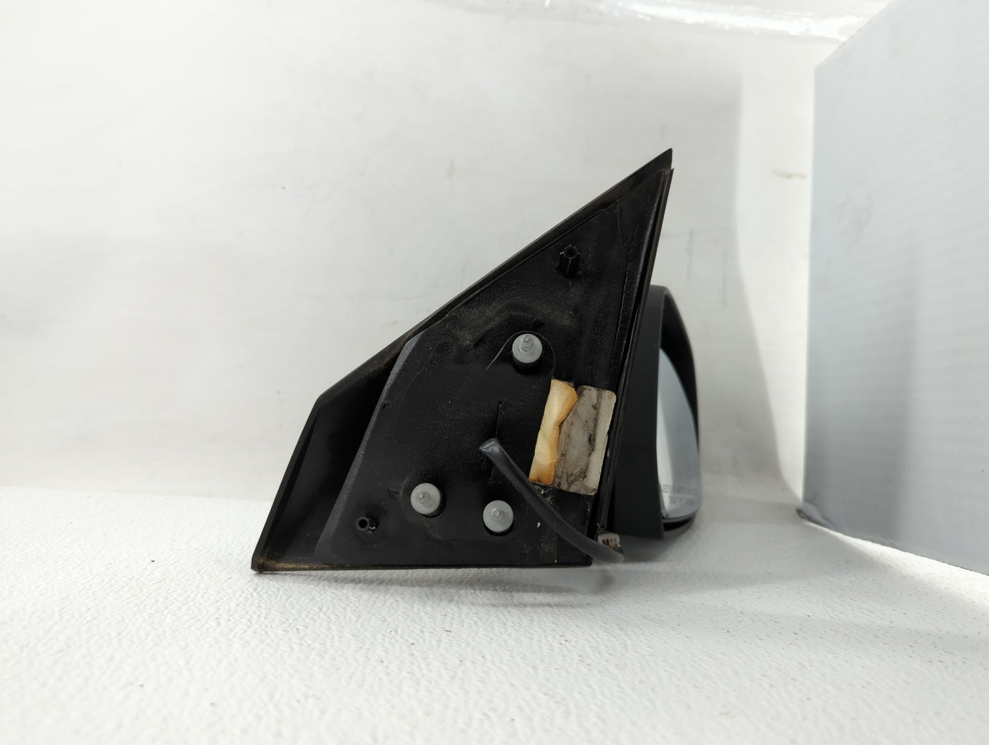 2012-2014 Nissan Versa Driver Side View Mirror - Left Door Mirror OEM Used - Oemusedautoparts1.com