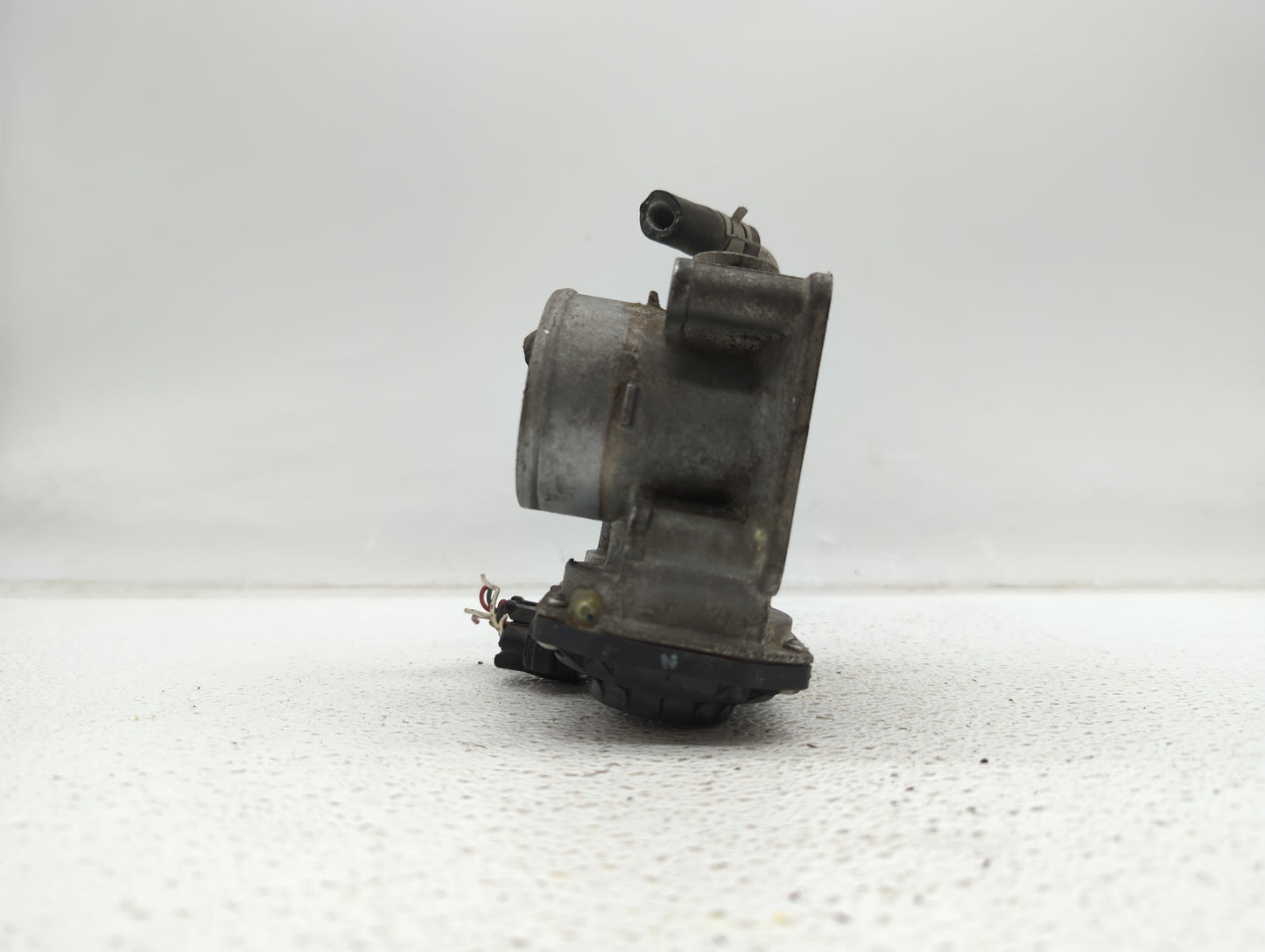 2012-2019 Nissan Versa Throttle Body P/N:3AA50-02 B 3AA50-02 C, 3AA50-02 F Fits Fits 2012 2013 2014 2015 2016 2017 2018 2019