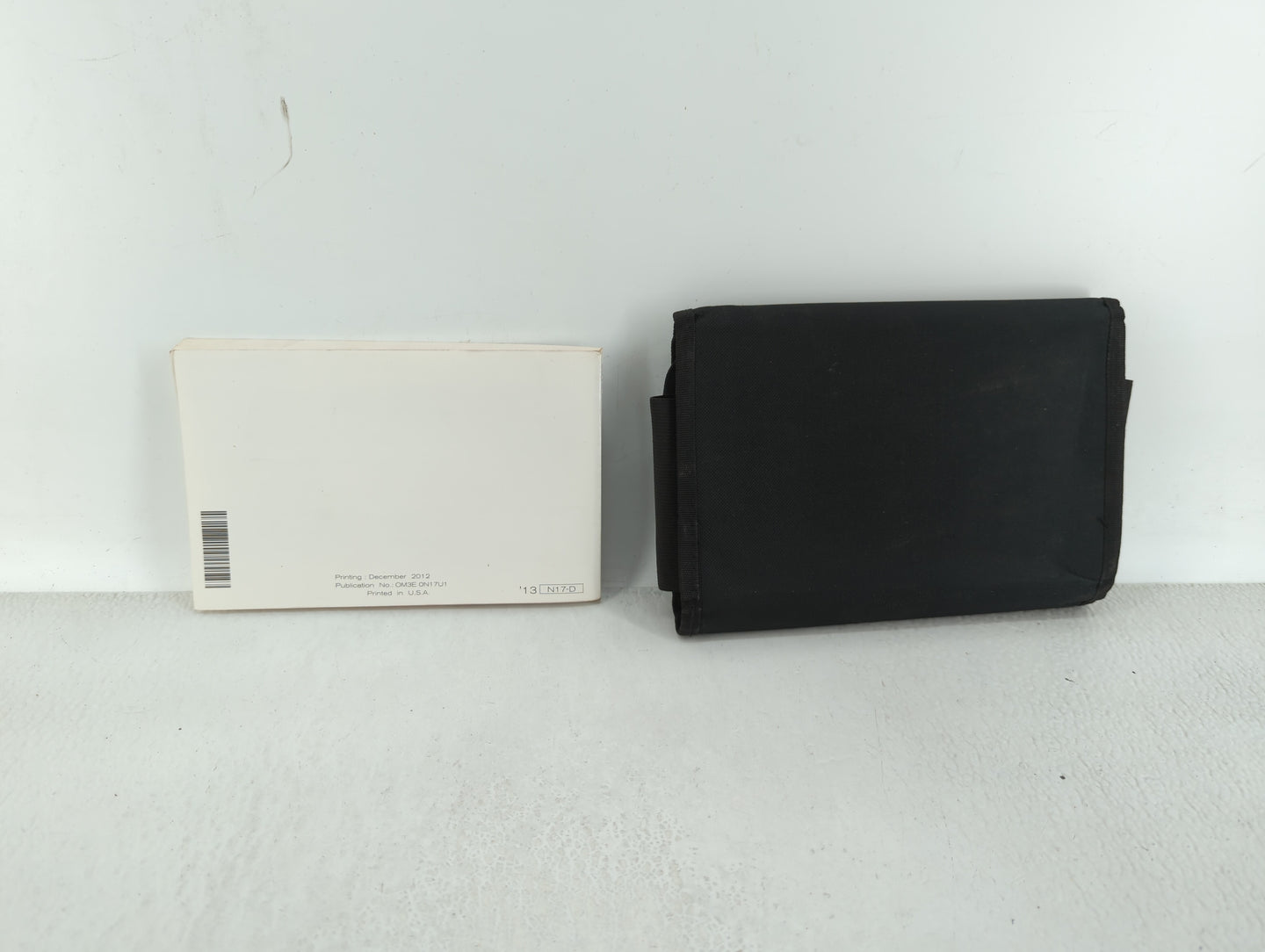 2013 Nissan Versa Owners Manual Book Guide P/N:OM3E 0N17U1 OEM Used Auto Parts - Oemusedautoparts1.com