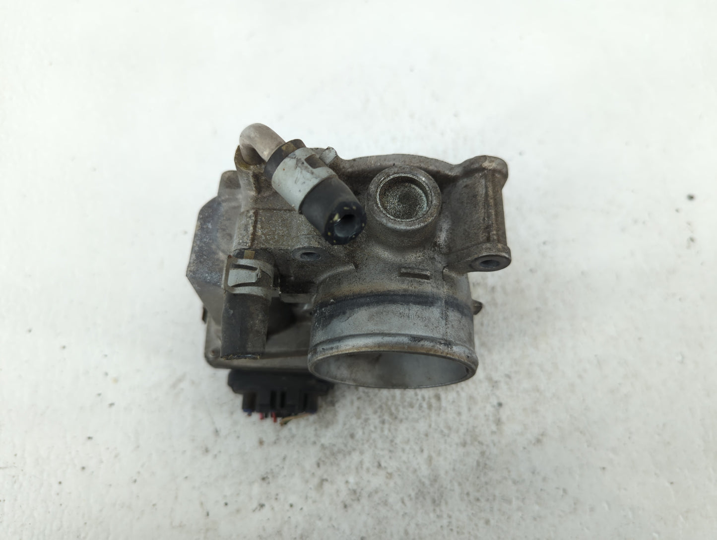 2012-2019 Nissan Versa Throttle Body P/N:3AA50-02 E Fits Fits 2012 2013 2014 2015 2016 2017 2018 2019 OEM Used Auto Parts - 