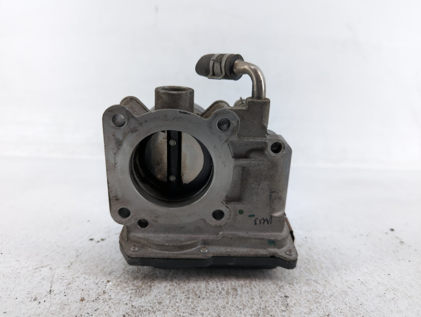2012-2019 Nissan Versa Throttle Body P/N:3AA50-02 E Fits Fits 2012 2013 2014 2015 2016 2017 2018 2019 OEM Used Auto Parts - 