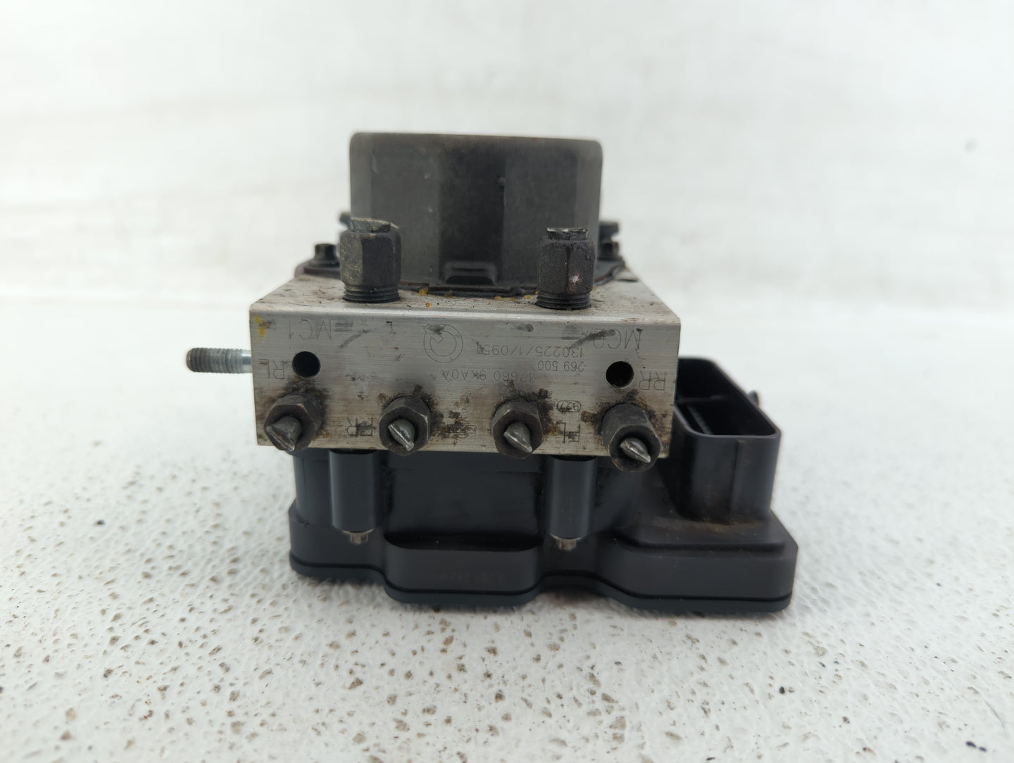 2013 Nissan Versa ABS Pump Control Module Replacement P/N:47660 9KA0A 47660 9KA1A Fits OEM Used Auto Parts - Oemusedautopart