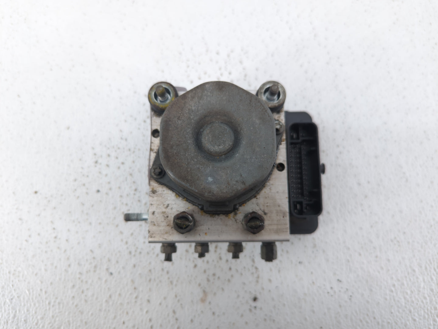 2013 Nissan Versa ABS Pump Control Module Replacement P/N:47660 9KA0A 47660 9KA1A Fits OEM Used Auto Parts - Oemusedautopart
