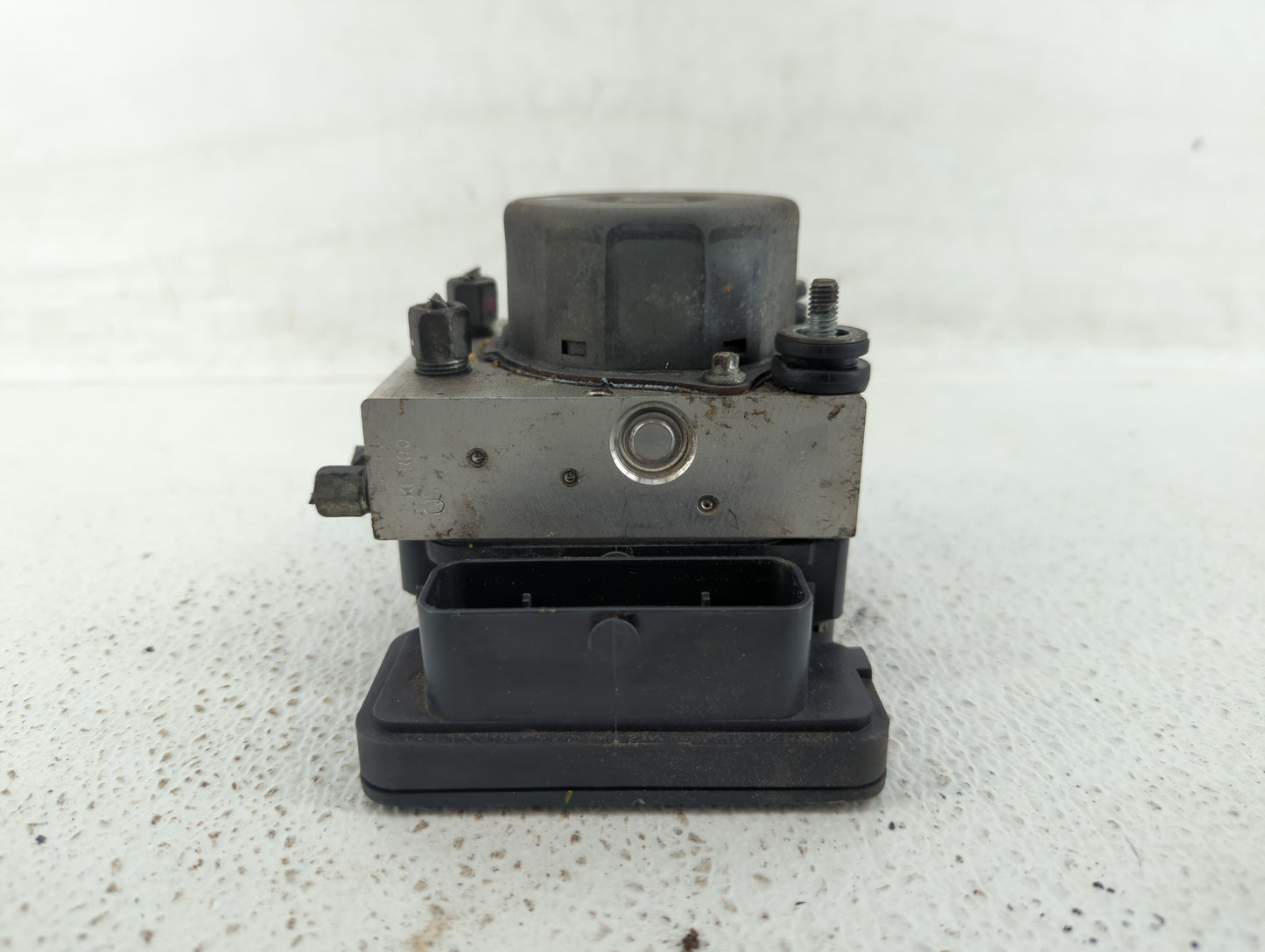 2013 Nissan Versa ABS Pump Control Module Replacement P/N:47660 9KA0A 47660 9KA1A Fits OEM Used Auto Parts - Oemusedautopart
