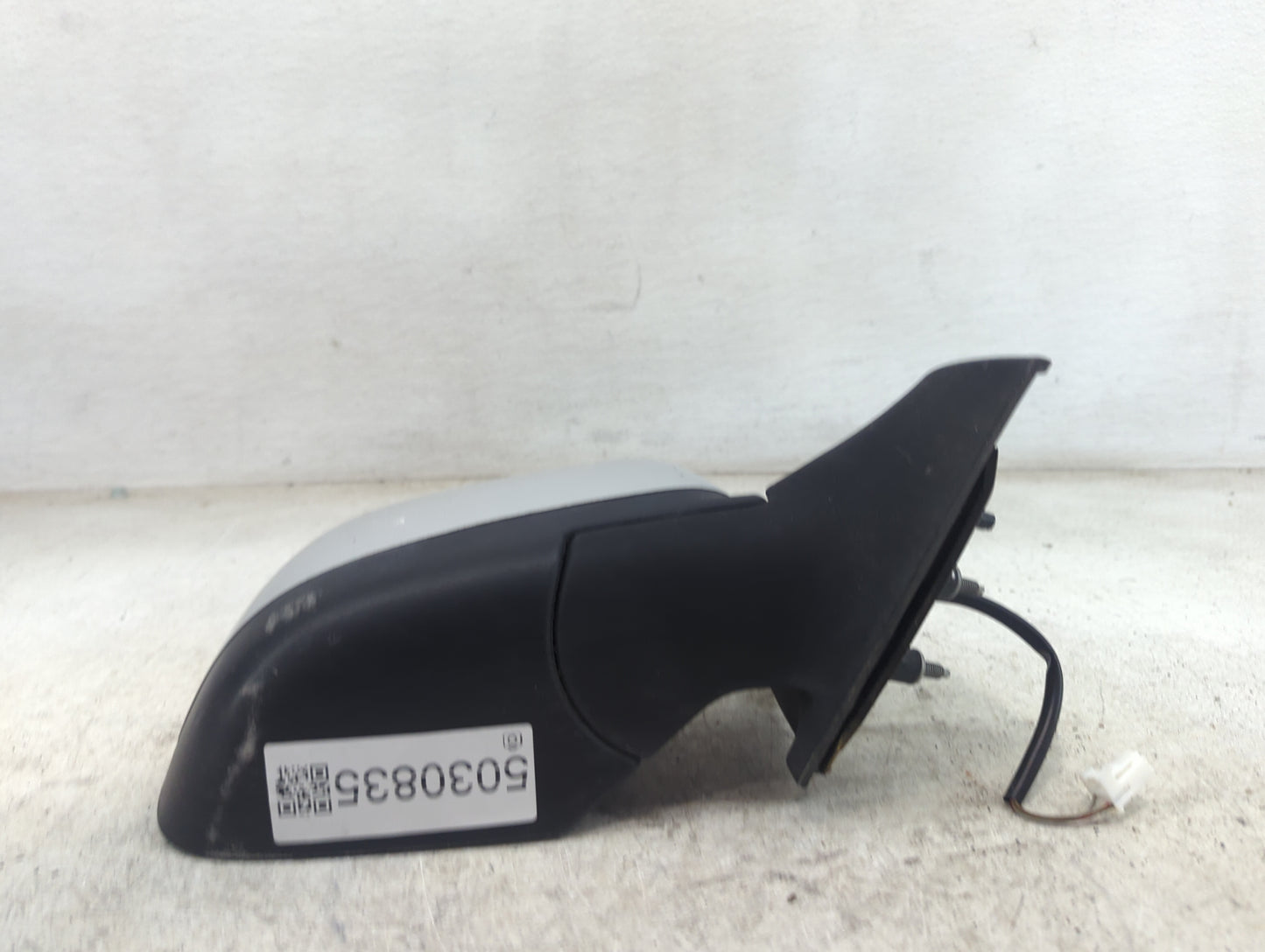 2012-2014 Nissan Versa Passenger Side View Mirror - Right Door Mirror OEM Used - Oemusedautoparts1.com